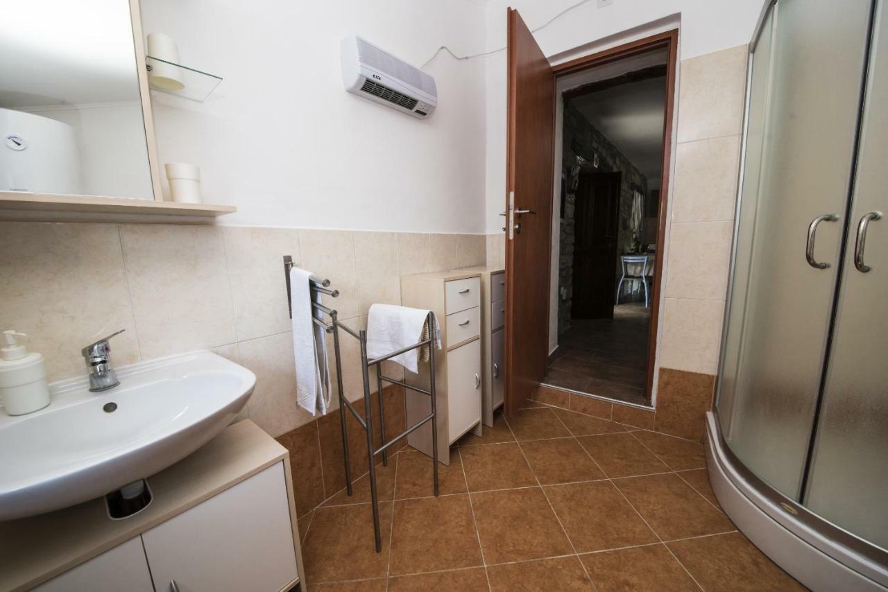 Holiday Home Cosseriga Racicki Brijeg Εξωτερικό φωτογραφία
